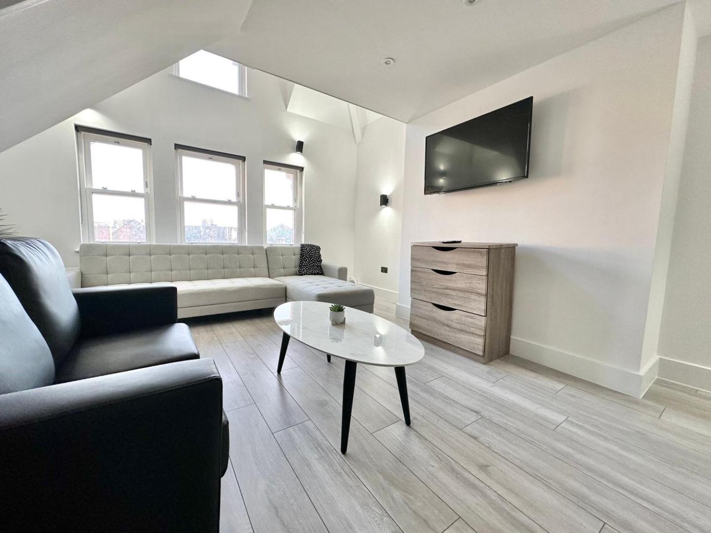 Luxury Duplex City Centre Apartment Leeds  Buitenkant foto
