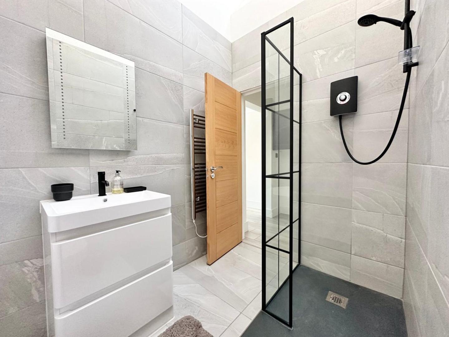 Luxury Duplex City Centre Apartment Leeds  Buitenkant foto